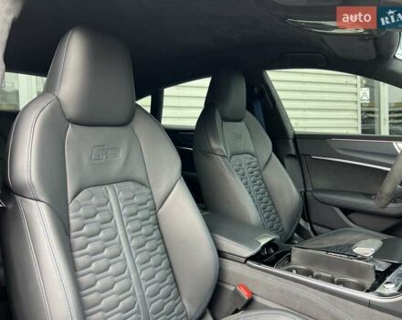 Ауди РС7 2023 в Киеве на Automoto.ua Серый Ауди РС7, объемом двигателя 4 л и пробегом 22 тыс. км за 123000 $, фото 16 на Automoto.ua