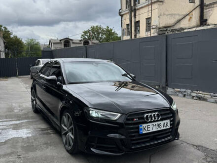 Ауді S3 2016 у Києві на Automoto.ua Чорний Ауді S3, об'ємом двигуна 1.98 л та пробігом 121 тис. км за 25000 $, фото 1 на Automoto.ua