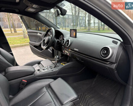 Серый Ауди С3, объемом двигателя 2 л и пробегом 63 тыс. км за 28000 $, фото 39 на Automoto.ua