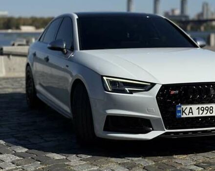 Белый Ауди С4, объемом двигателя 3 л и пробегом 201 тыс. км за 31500 $, фото 2 на Automoto.ua