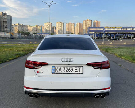 Білий Ауді S4, об'ємом двигуна 3 л та пробігом 144 тис. км за 35000 $, фото 3 на Automoto.ua