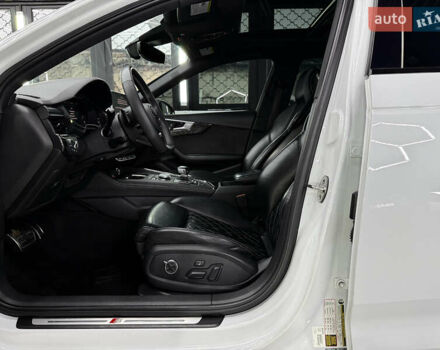 Белый Ауди С4, объемом двигателя 3 л и пробегом 110 тыс. км за 26500 $, фото 10 на Automoto.ua