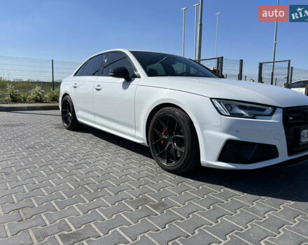 Білий Ауді S4, об'ємом двигуна 3 л та пробігом 106 тис. км за 29000 $, фото 2 на Automoto.ua