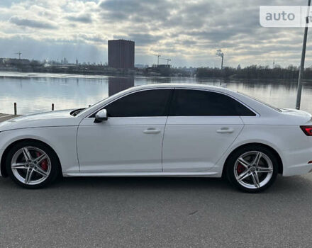 Білий Ауді S4, об'ємом двигуна 3 л та пробігом 94 тис. км за 35500 $, фото 6 на Automoto.ua