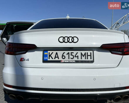 Білий Ауді S4, об'ємом двигуна 3 л та пробігом 106 тис. км за 29000 $, фото 7 на Automoto.ua