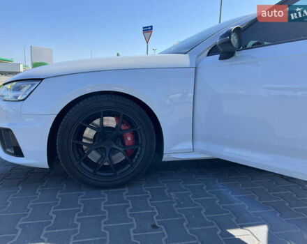 Белый Ауди С4, объемом двигателя 3 л и пробегом 110 тыс. км за 29000 $, фото 21 на Automoto.ua