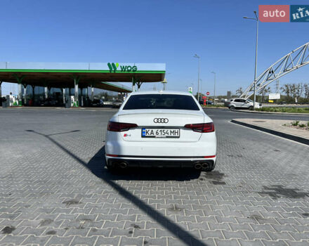Белый Ауди С4, объемом двигателя 3 л и пробегом 110 тыс. км за 29000 $, фото 15 на Automoto.ua
