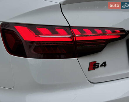 Белый Ауди С4, объемом двигателя 3 л и пробегом 27 тыс. км за 35000 $, фото 33 на Automoto.ua