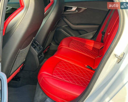 Белый Ауди С4, объемом двигателя 3 л и пробегом 11 тыс. км за 35990 $, фото 16 на Automoto.ua