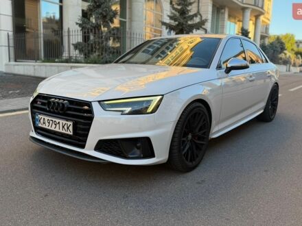 Білий Ауді С4, об'ємом двигуна 3 л та пробігом 208 тис. км за 21500 $, фото 1 на Automoto.ua