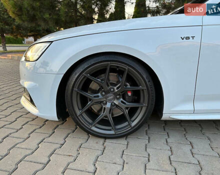 Ауди С4 2017 в Одессе на Automoto.ua Белый Ауди С4, объемом двигателя 3 л и пробегом 110 тыс. км за 27000 $, фото 1 на Automoto.ua