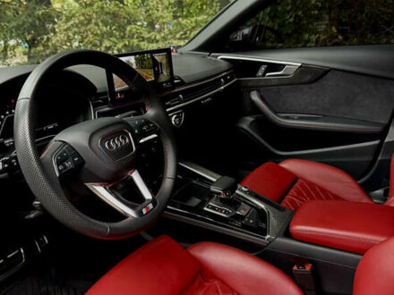 Белый Ауди С4, объемом двигателя 3 л и пробегом 29 тыс. км за 44500 $, фото 1 на Automoto.ua