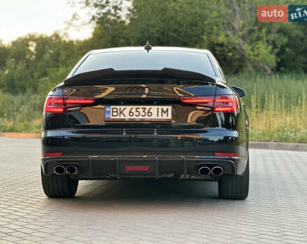Чорний Ауді С4, об'ємом двигуна 3 л та пробігом 66 тис. км за 23999 $, фото 7 на Automoto.ua