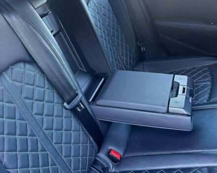 Черный Ауди С4, объемом двигателя 3 л и пробегом 70 тыс. км за 37000 $, фото 12 на Automoto.ua