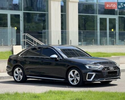 Чорний Ауді S4, об'ємом двигуна 3 л та пробігом 37 тис. км за 36500 $, фото 5 на Automoto.ua