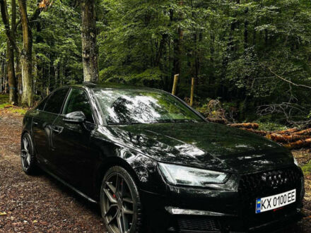 Черный Ауди С4, объемом двигателя 3 л и пробегом 77 тыс. км за 33000 $, фото 1 на Automoto.ua