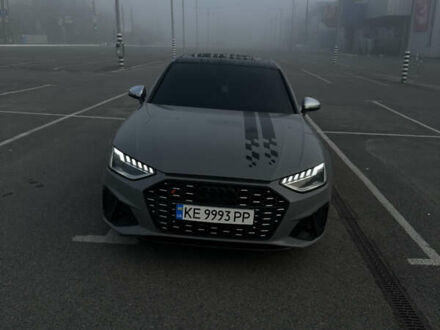 Ауди С4 2018 в Днепре (Днепропетровске) на Automoto.ua Красный Ауди С4, объемом двигателя 3 л и пробегом 55 тыс. км за 32300 $, фото 1 на Automoto.ua