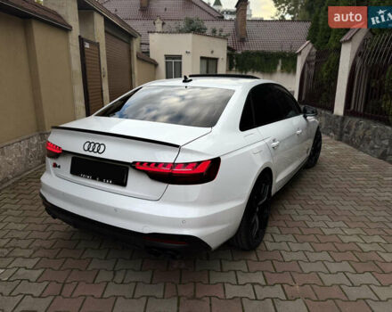 Ауді С4, об'ємом двигуна 3 л та пробігом 10 тис. км за 39500 $, фото 7 на Automoto.ua