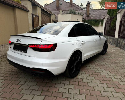 Ауді С4, об'ємом двигуна 3 л та пробігом 10 тис. км за 39500 $, фото 4 на Automoto.ua