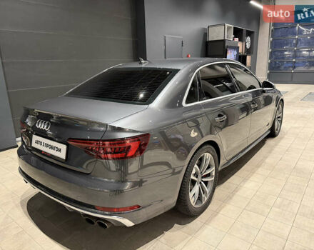 Сірий Ауді С4, об'ємом двигуна 3 л та пробігом 110 тис. км за 26500 $, фото 3 на Automoto.ua