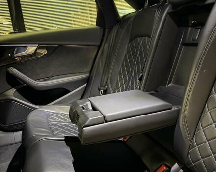 Сірий Ауді С4, об'ємом двигуна 3 л та пробігом 110 тис. км за 26500 $, фото 35 на Automoto.ua