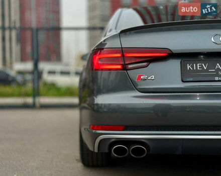 Серый Ауди С4, объемом двигателя 3 л и пробегом 125 тыс. км за 26900 $, фото 18 на Automoto.ua