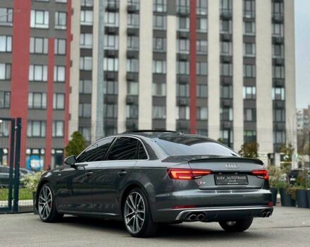 Серый Ауди С4, объемом двигателя 3 л и пробегом 125 тыс. км за 26900 $, фото 7 на Automoto.ua