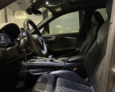 Сірий Ауді С4, об'ємом двигуна 3 л та пробігом 110 тис. км за 26500 $, фото 26 на Automoto.ua