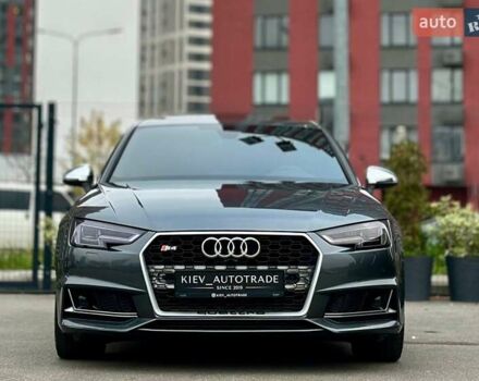 Серый Ауди С4, объемом двигателя 3 л и пробегом 125 тыс. км за 26900 $, фото 2 на Automoto.ua