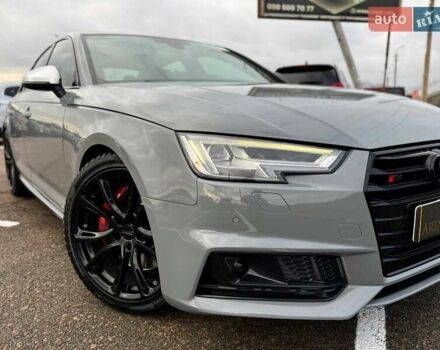 Серый Ауди С4, объемом двигателя 3 л и пробегом 176 тыс. км за 22990 $, фото 2 на Automoto.ua