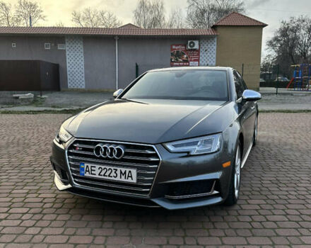 Серый Ауди С4, объемом двигателя 3 л и пробегом 72 тыс. км за 25900 $, фото 1 на Automoto.ua