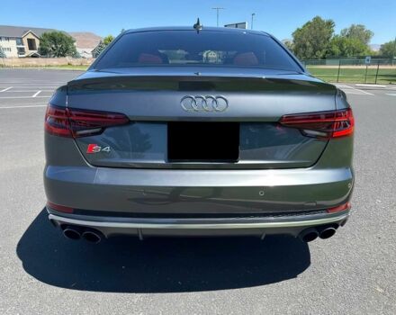 Сірий Ауді S4, об'ємом двигуна 3 л та пробігом 68 тис. км за 12500 $, фото 5 на Automoto.ua