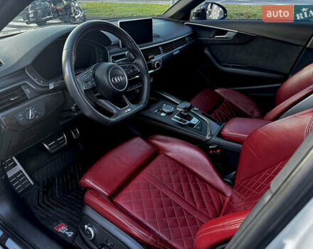 Серый Ауди С4, объемом двигателя 2.99 л и пробегом 126 тыс. км за 25000 $, фото 7 на Automoto.ua