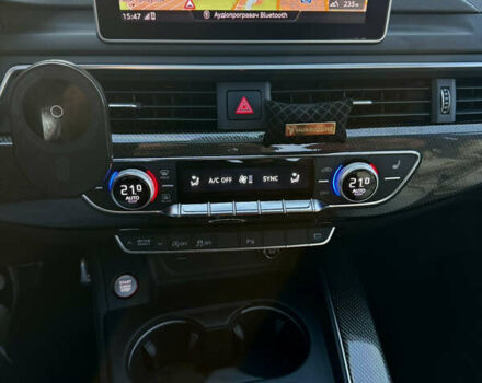 Серый Ауди С4, объемом двигателя 2.99 л и пробегом 126 тыс. км за 25000 $, фото 12 на Automoto.ua