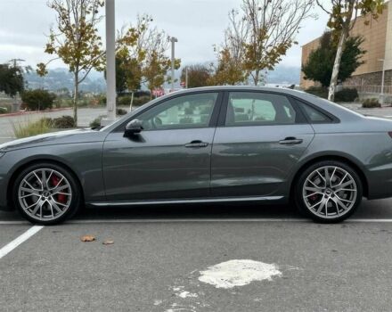 Серый Ауди С4, объемом двигателя 3 л и пробегом 25 тыс. км за 10500 $, фото 3 на Automoto.ua