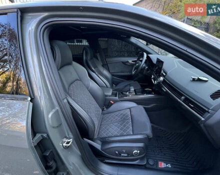 Сірий Ауді С4, об'ємом двигуна 3 л та пробігом 37 тис. км за 43500 $, фото 15 на Automoto.ua