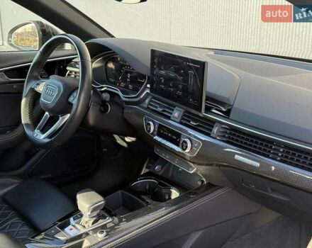 Сірий Ауді С4, об'ємом двигуна 3 л та пробігом 32 тис. км за 42590 $, фото 31 на Automoto.ua