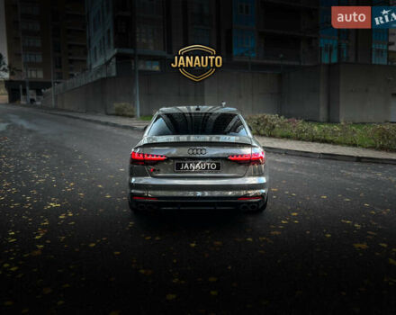 Сірий Ауді С4, об'ємом двигуна 3 л та пробігом 37 тис. км за 43500 $, фото 4 на Automoto.ua