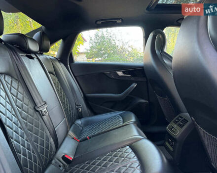 Серый Ауди С4, объемом двигателя 3 л и пробегом 32 тыс. км за 42840 $, фото 29 на Automoto.ua