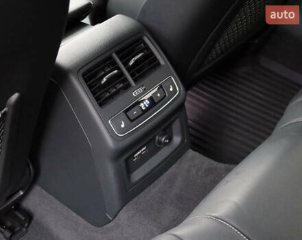 Сірий Ауді С4, об'ємом двигуна 3 л та пробігом 33 тис. км за 47000 $, фото 32 на Automoto.ua