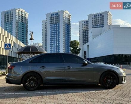 Серый Ауди С4, объемом двигателя 3 л и пробегом 19 тыс. км за 45900 $, фото 4 на Automoto.ua