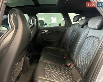 Сірий Ауді С4, об'ємом двигуна 3 л та пробігом 36 тис. км за 40000 $, фото 15 на Automoto.ua