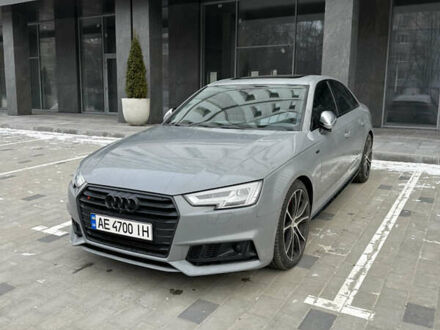 Ауди С4 2017 в Днепре (Днепропетровске) на Automoto.ua Серый Ауди С4, объемом двигателя 3 л и пробегом 140 тыс. км за 21000 $, фото 1 на Automoto.ua
