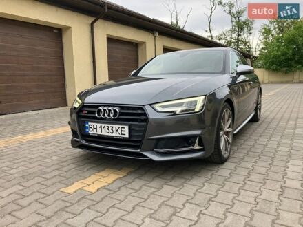 Серый Ауди С4, объемом двигателя 3 л и пробегом 133 тыс. км за 28300 $, фото 1 на Automoto.ua