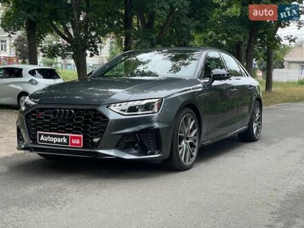 Серый Ауди С4, объемом двигателя 3 л и пробегом 32 тыс. км за 44490 $, фото 1 на Automoto.ua