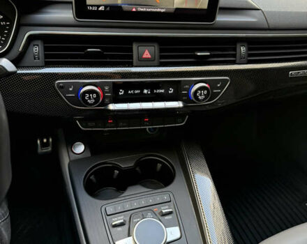 Синій Ауді С4, об'ємом двигуна 3 л та пробігом 85 тис. км за 29500 $, фото 20 на Automoto.ua