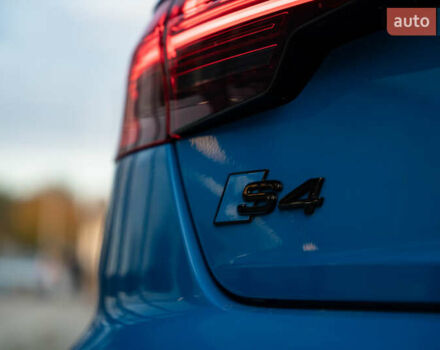 Ауди С4 2020 в Черновцах на Automoto.ua Синий Ауди С4, объемом двигателя 3 л и пробегом 79 тыс. км за 38900 $, фото 11 на Automoto.ua
