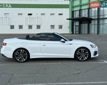 Білий Ауді S5, об'ємом двигуна 3 л та пробігом 33 тис. км за 44000 $, фото 2 на Automoto.ua