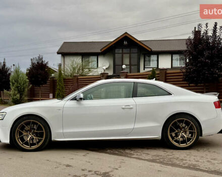 Білий Ауді S5, об'ємом двигуна 3 л та пробігом 172 тис. км за 12999 $, фото 3 на Automoto.ua