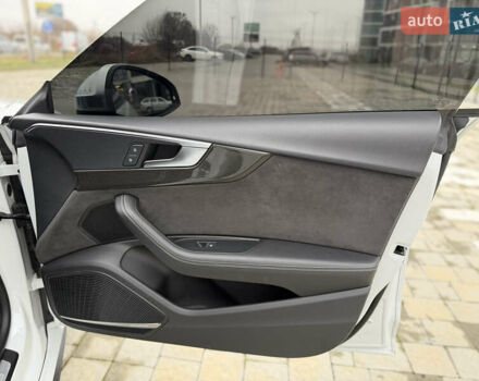 Білий Ауді S5, об'ємом двигуна 3 л та пробігом 100 тис. км за 23990 $, фото 28 на Automoto.ua